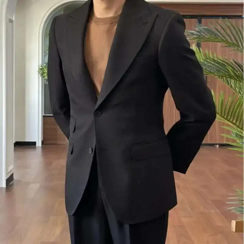 بدلة عمل عالية الجودة لعام 2025 بدلة زفاف للرجال متعددة الاستخدامات غير رسمية لحفلات المكتب والحفلات الراقصة بدلة سهرة للرجال باللون الأخضر