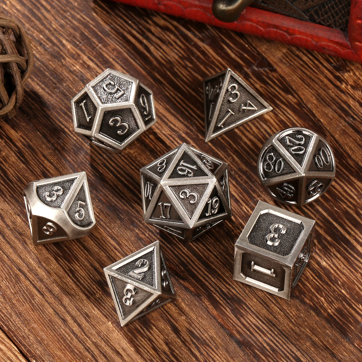 Retro Metal 7pcs/Set Polyhedral Table Board Game Dices Set Role-playing Party Accessories Gift for Table Games Lovers