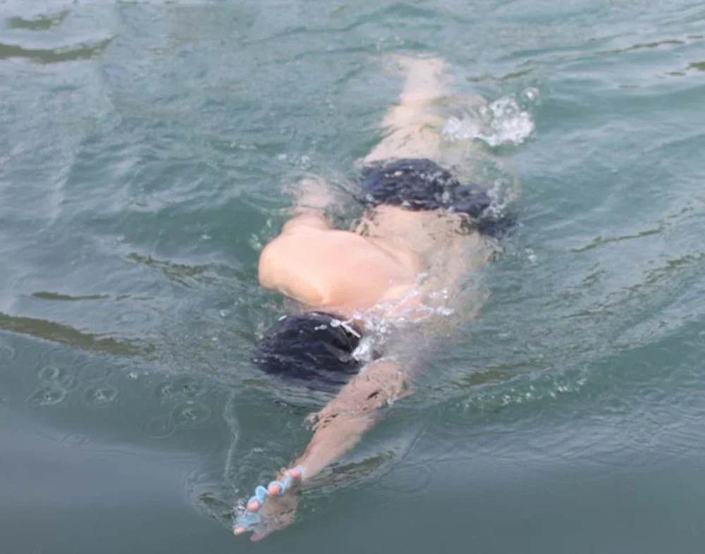 Silikon-Schwimmflossen, Flossen für Männer, Frauen und Kinder, Schwimmbad, Sport, professionelles Training, Fingerhandschuhe mit Flossen, Paddel, Ausrüstung. – Detail 15