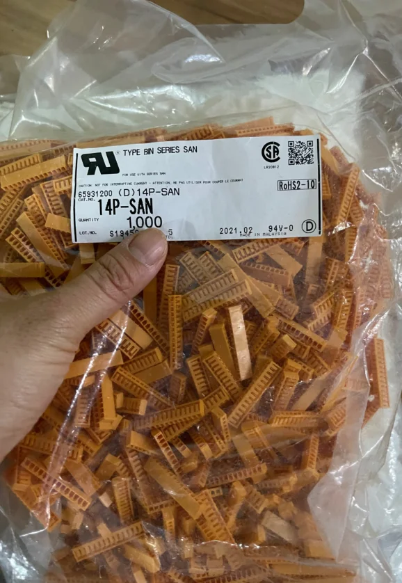

Корпусы 14P-SAN, соединители желтого цвета, корпус клеммы, 100% новые и оригинальные детали