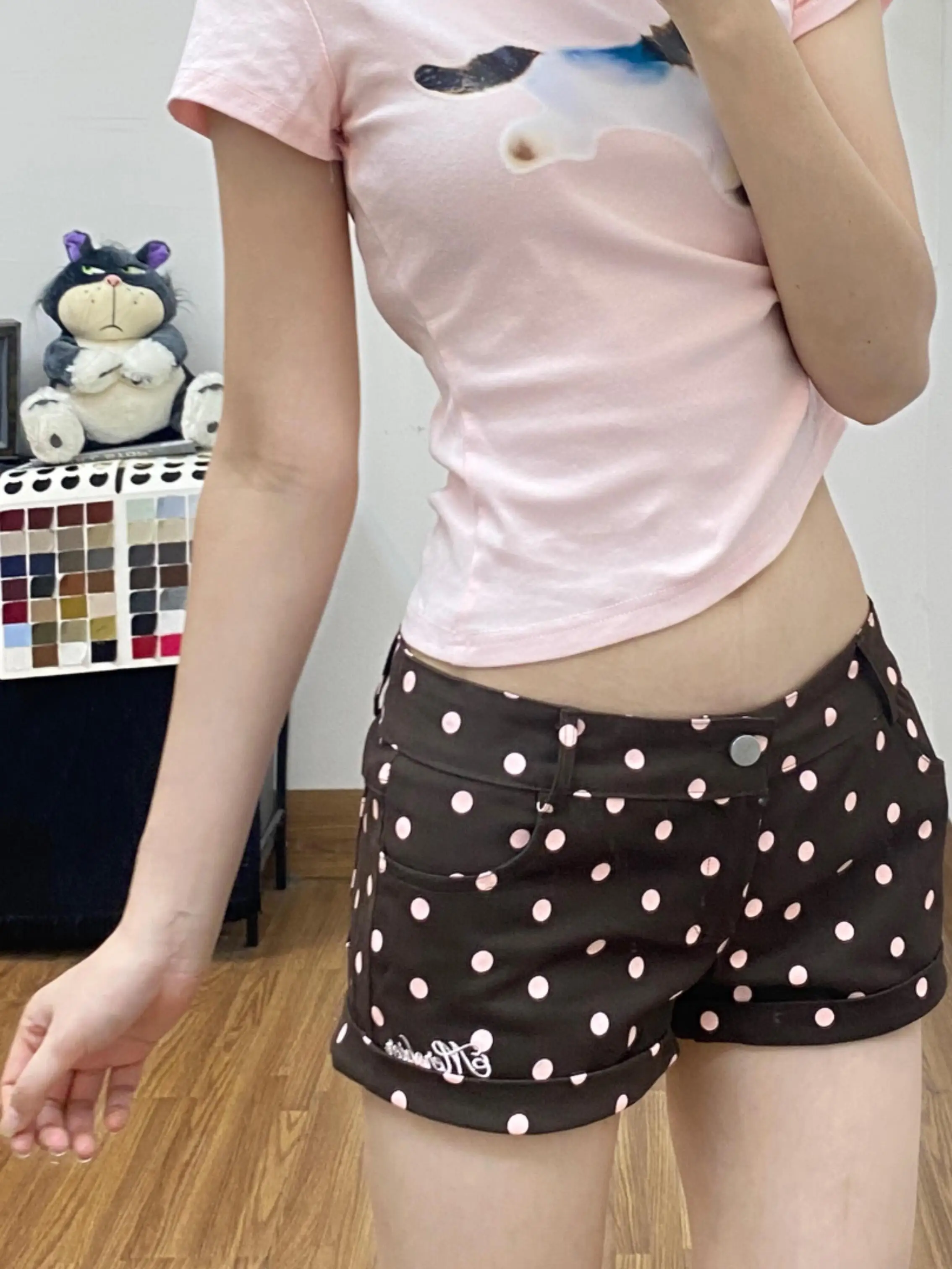 Retro Polka Dot Cuffed Shorts Women's Summer 2026 Slimming Versatile Small Stature Casual Hot Pants Low Waist Digital Printing