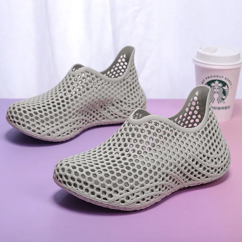 Beach sandals summer men's and women's perforated shoes,parent-child garden shoes water shoes ultra light outdoor walking shoes