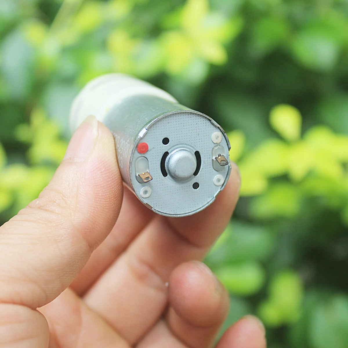 DC 3V 3.7V 4.2V Diaphragm 370 Pump Small Carbon Brush Large Flow Micro Booster Pump 120Kpa for Aquarium Fish Tank Oxygen Pump