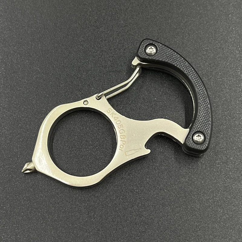 Car Keychain Self-protection Hook Multi-Functional Car Key Buckle Car Window Breaker Tools Key Ring Pendant