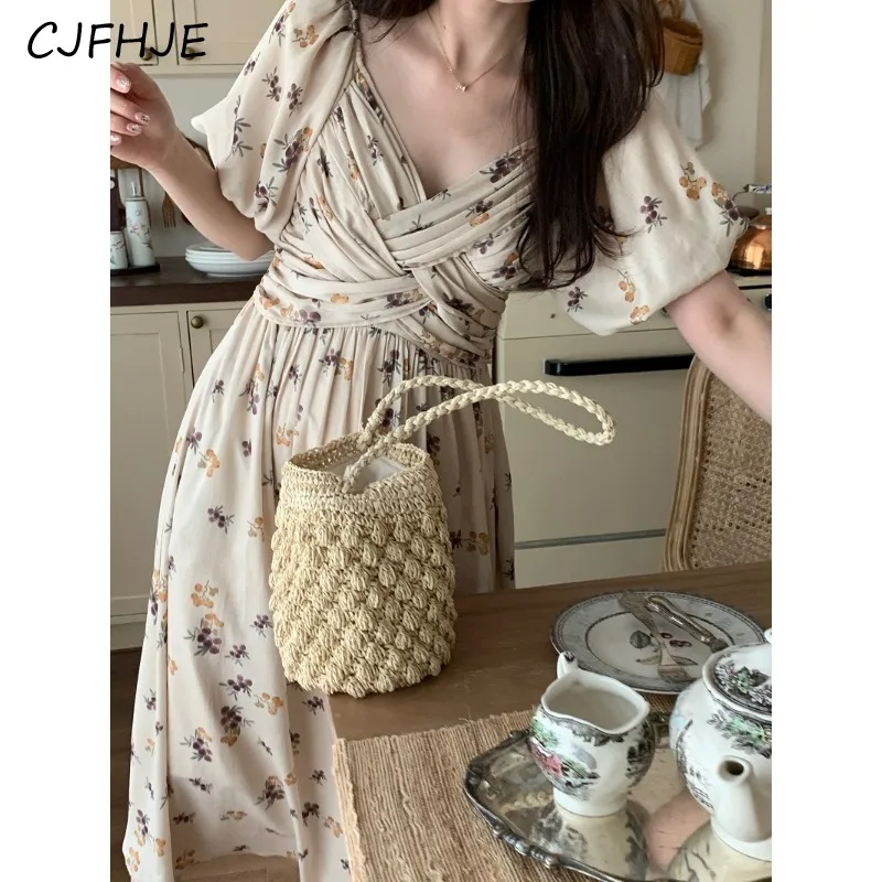 

CJFHJE Summer Women's Floral Bubble Sleeve Dress French Vintage Gentle V-neck Wrinkled Cross High Waist Women Short Sleeve Dress