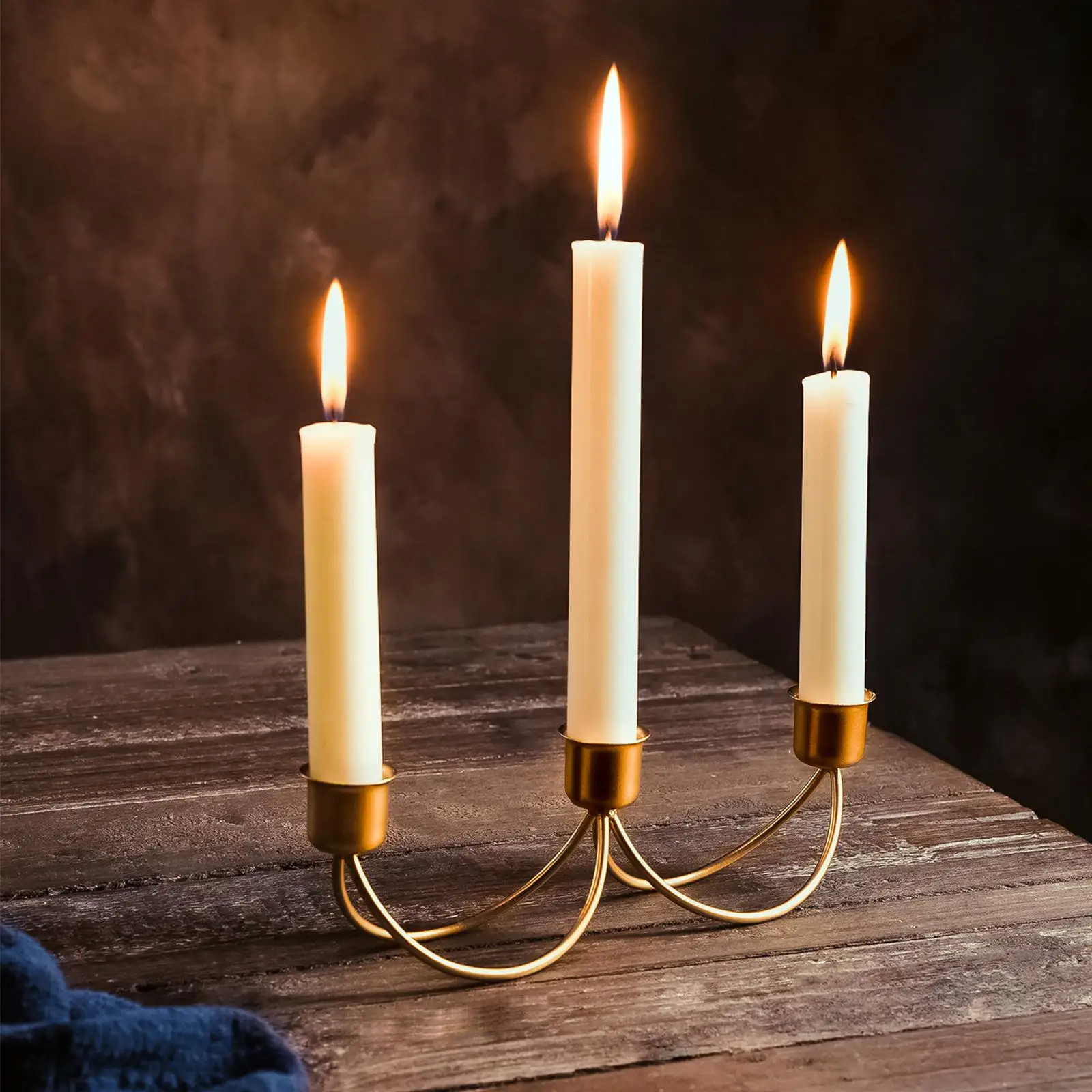 3 Arms Candlesticks Alloy Decorative European Style Candle Stands Candle Holders for Party Wedding Event Dining Room Decoration