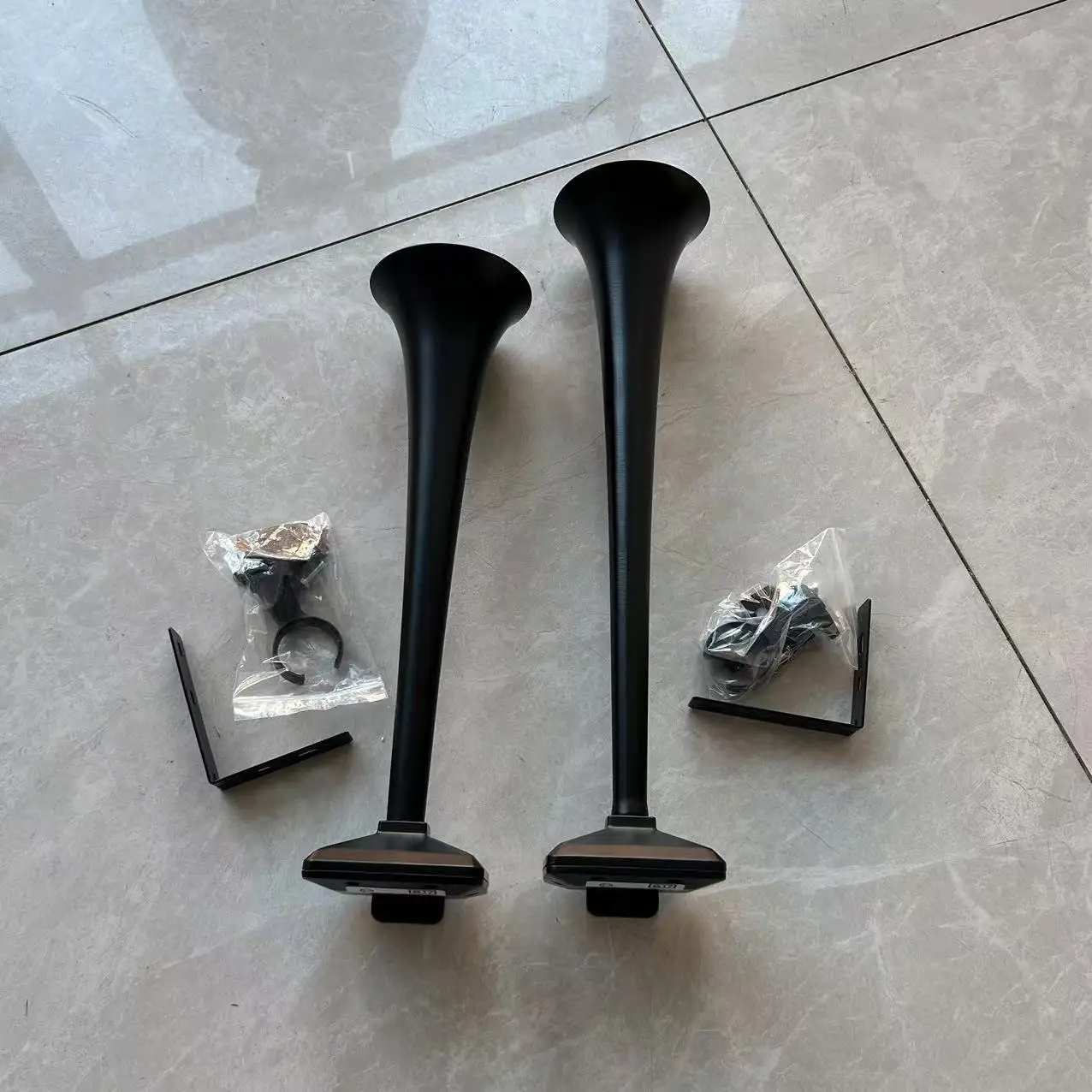 Acessórios de caminhão cromo de ar de tubo único com sirene de áudio de carro de tweeter de alta pressão de ar