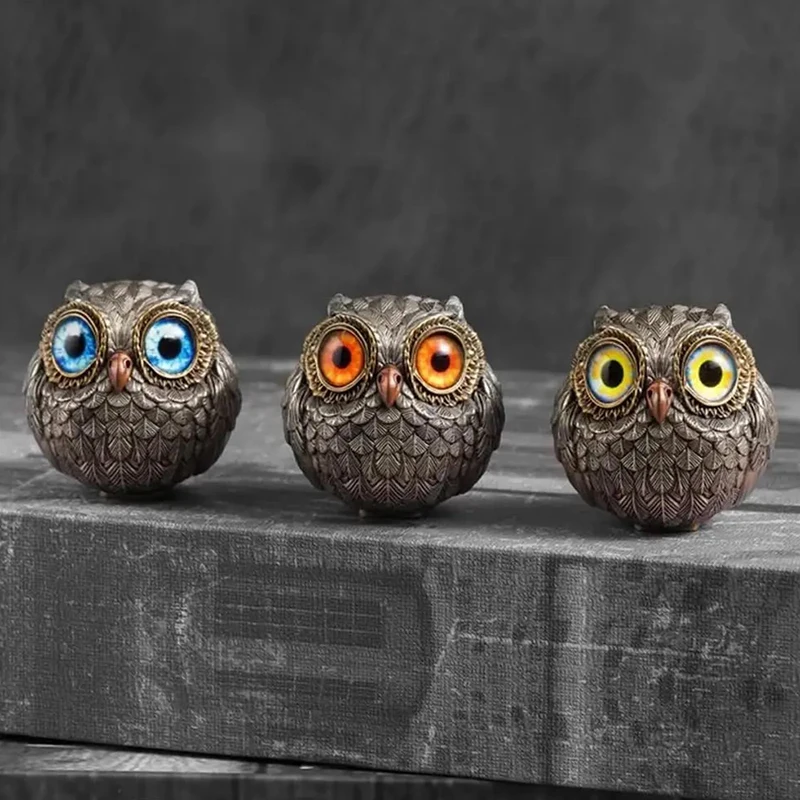 Realistic Owl Animal Figurines With Big Eyes Cartoon Cute Owl Ornaments Mini Intricate Feathers Owl Statue Home Decor