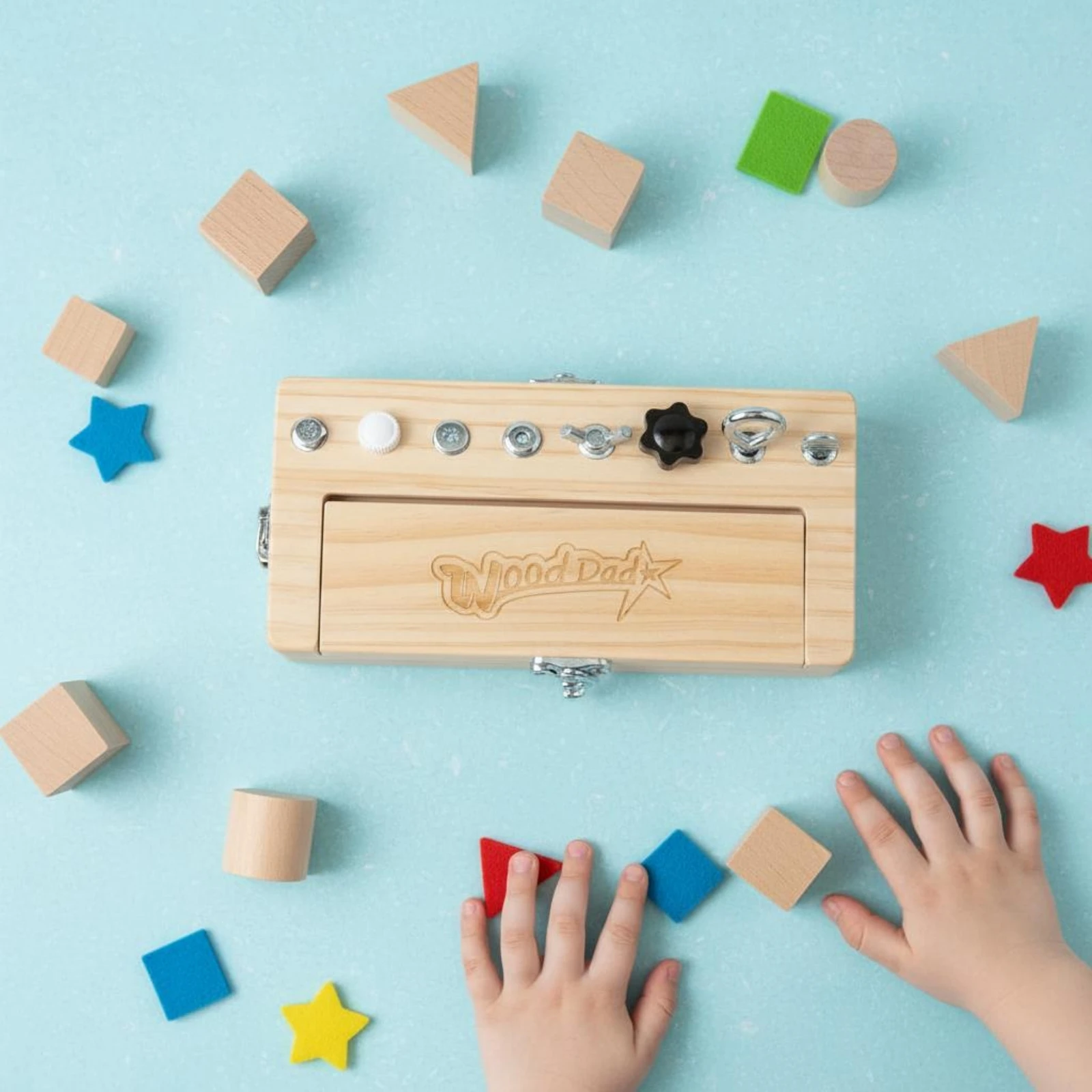 Wooden Educational Screw-and-Lock Toy Fine Manual Dexterity Skills Educational Tool Box Board Wooden Tool Learning Toy Sensory