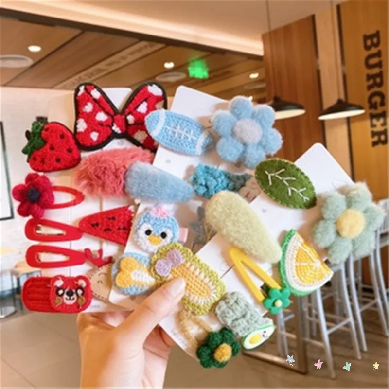 

9Pcs/Set Cartoon Baby Girl Hair Clips Cute Bear Children Hairpin Bowknot Knitted Flower Kids Barretees Baby Hair Accessories