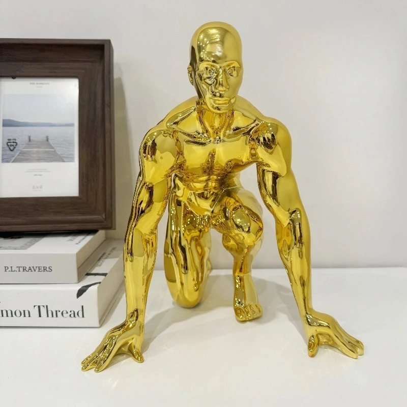 

Creative Running Figure Sculpture Desktop Decor Gold Model Study Wine Rack Electroplating Ornaments Home Decor Resin Crafts Gift