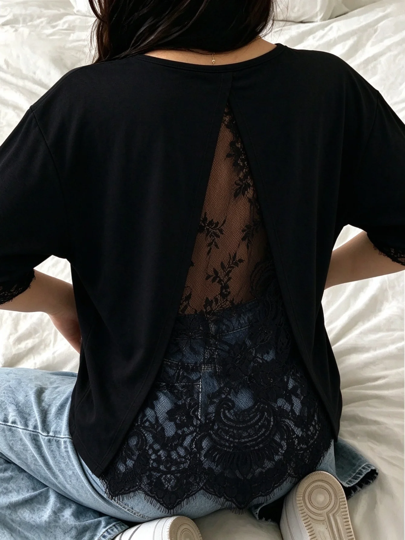 New Chic Women Round Neck Loose Back Split Long Sleeve Casual Lace Splicing T Shirt 2026 Autumn New Women's Tee Tops