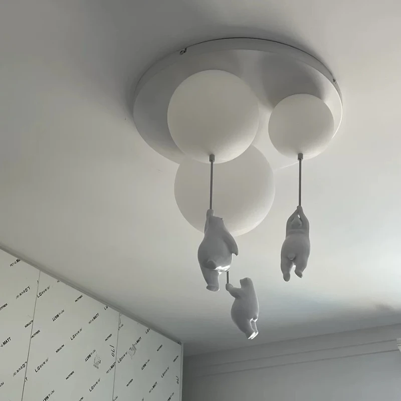 Plafonnier de dessin animé moderne nordique, petit ours créatif, suspension chaude, luminaires d'entrée de couloir de chambre à coucher pour garçons et filles