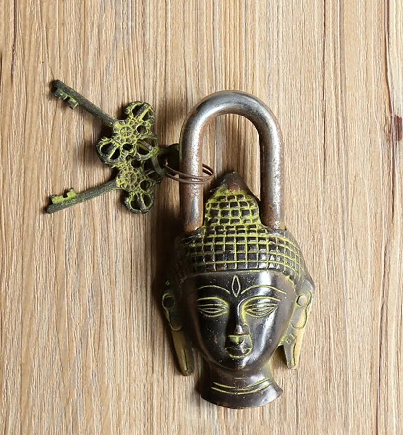 

Chinese Old Buddhism Bronze Shakyamuni Buddha Head Statue Lock-Up Key