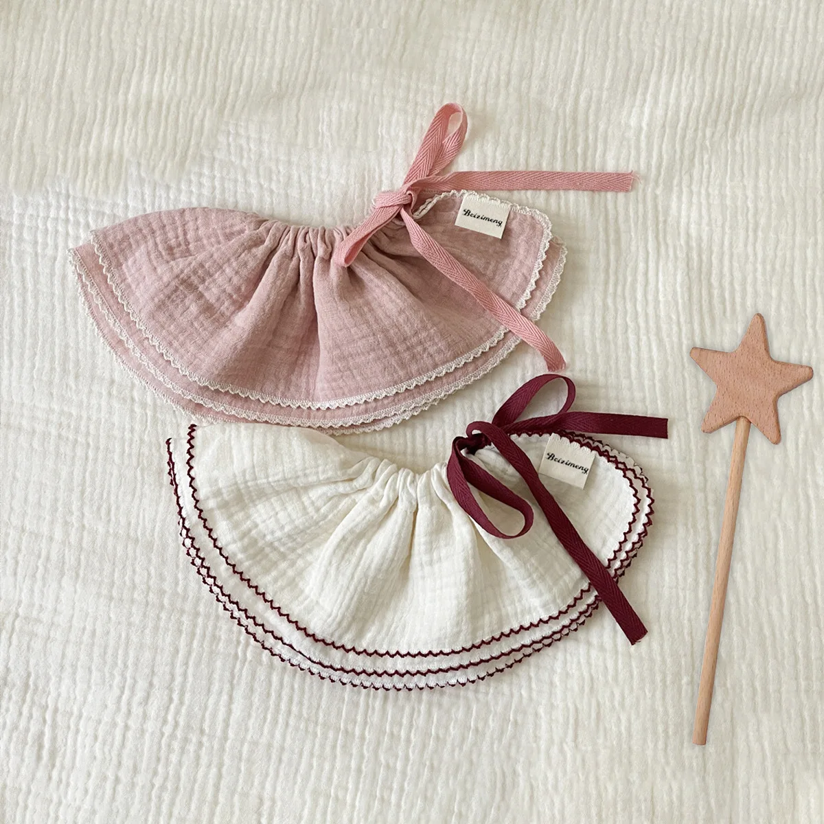 

Swallow towel pure cotton gauze baby Nordic autumn and winter style ins larger and thickened newborn English scarf Korean versio