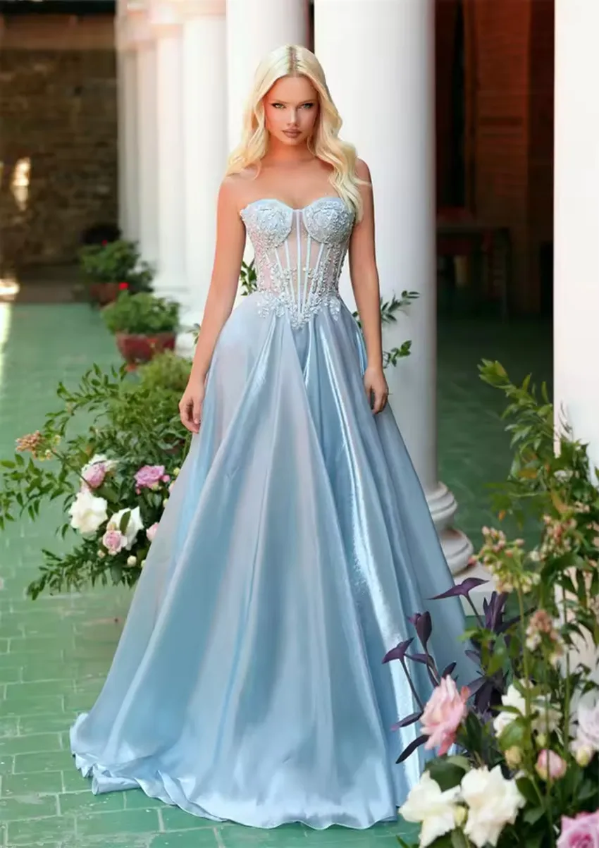 

Customized Blue Flowers Embroidery Prom Dress Strapless Sleeveless A-line Wedding Party Dress Sweep Train Evening Dresses Women