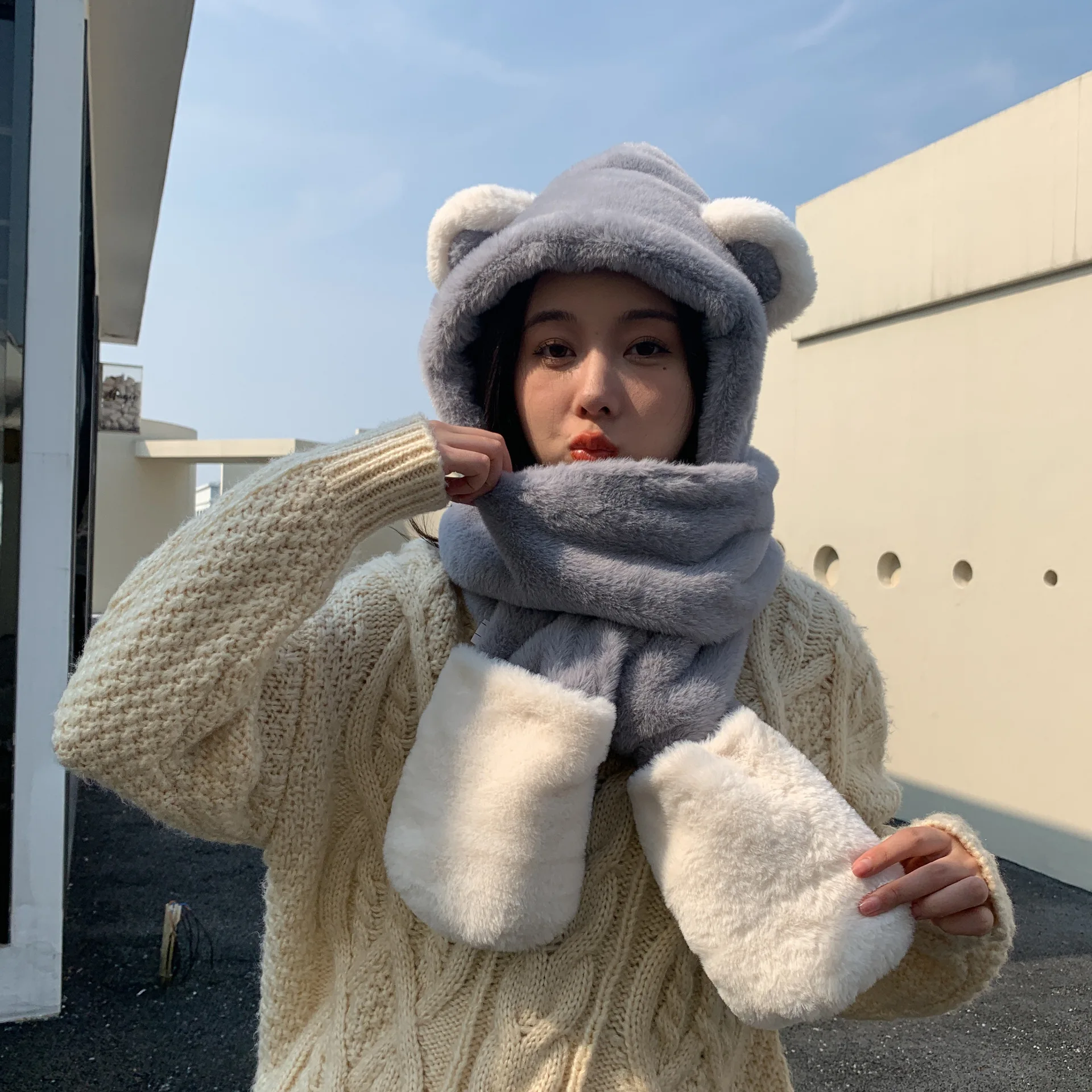 Lovely Winter Warm Thicked Bear Ears Hat Plush Scarf Gloves Caps Cycling Warmth Accessories Casual Simple Women Hats E1794