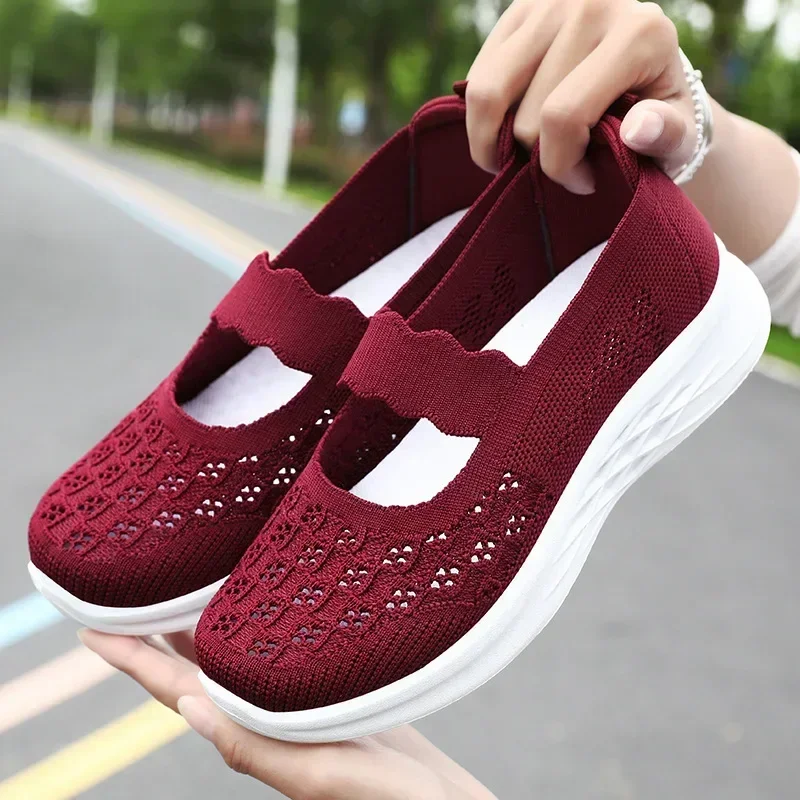 

Mesh Summer New Knitted Fashionable Flat ShoesLightweight And ComfortableForMothersCasual AndNonSlip ShoesForMiddle-aged And Eld