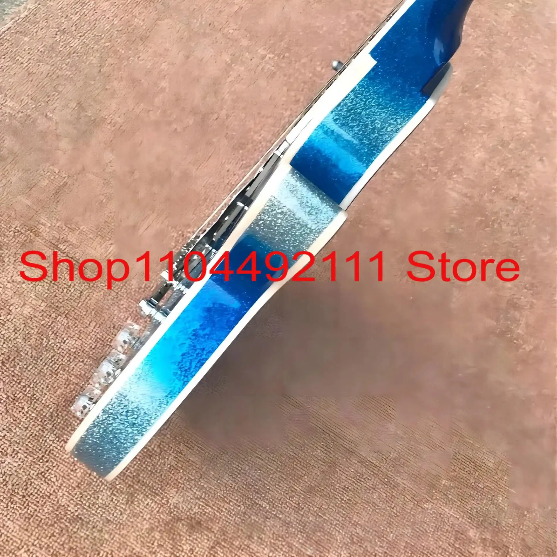 قضيب تروس مرآة جيتار كهربائي كبير لامع باللون الأزرق الفضي، 3 التقاطات بغطاء من الكروم، موالفات جروفر، 2112