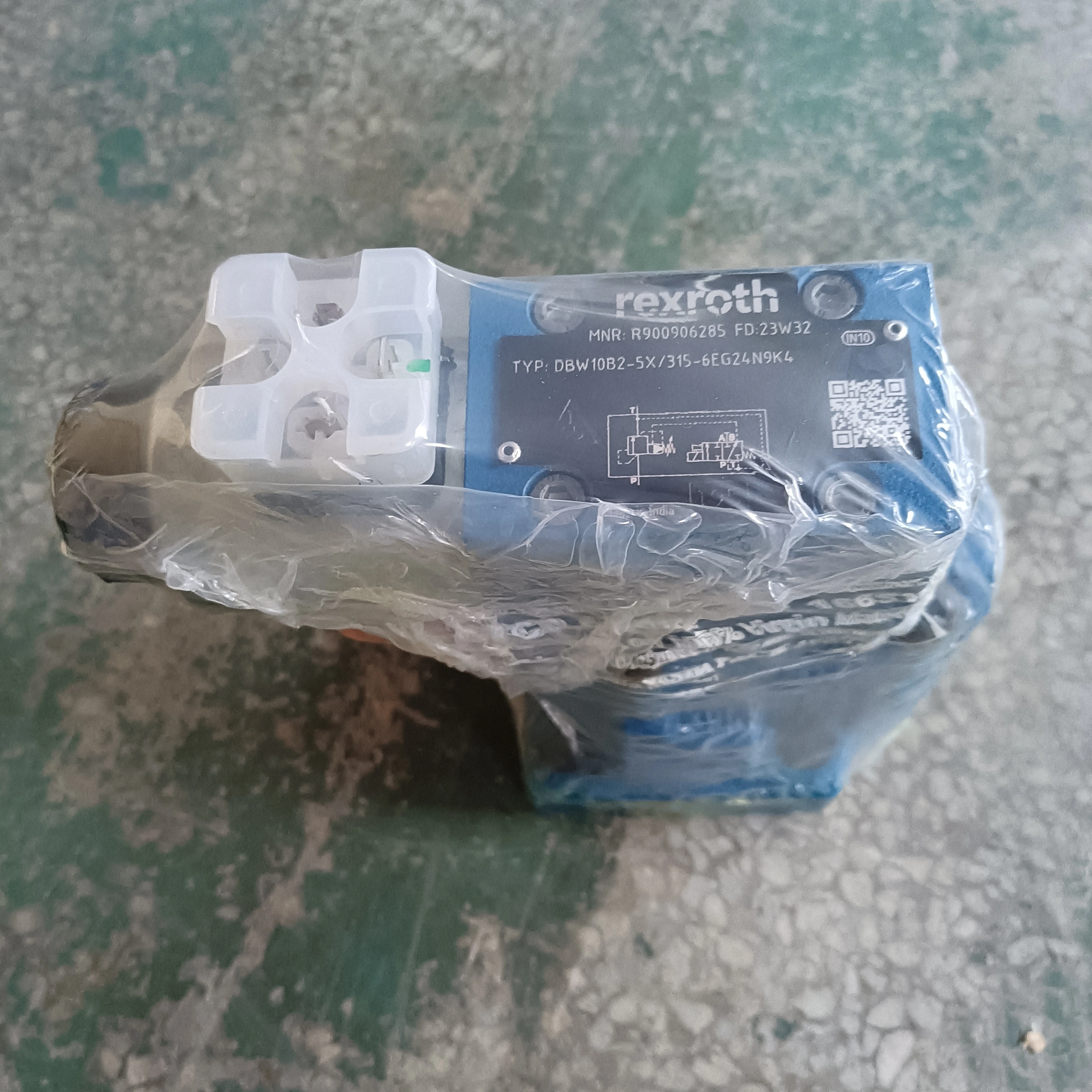 DBW10B2-5X/315-6EG24N9K4 R900906285 DBW10B2-5X/200-6EG24N9K4 DBW10B2 DBW10B2-5X rexr  oth Original Genuine in Stock Competitive
