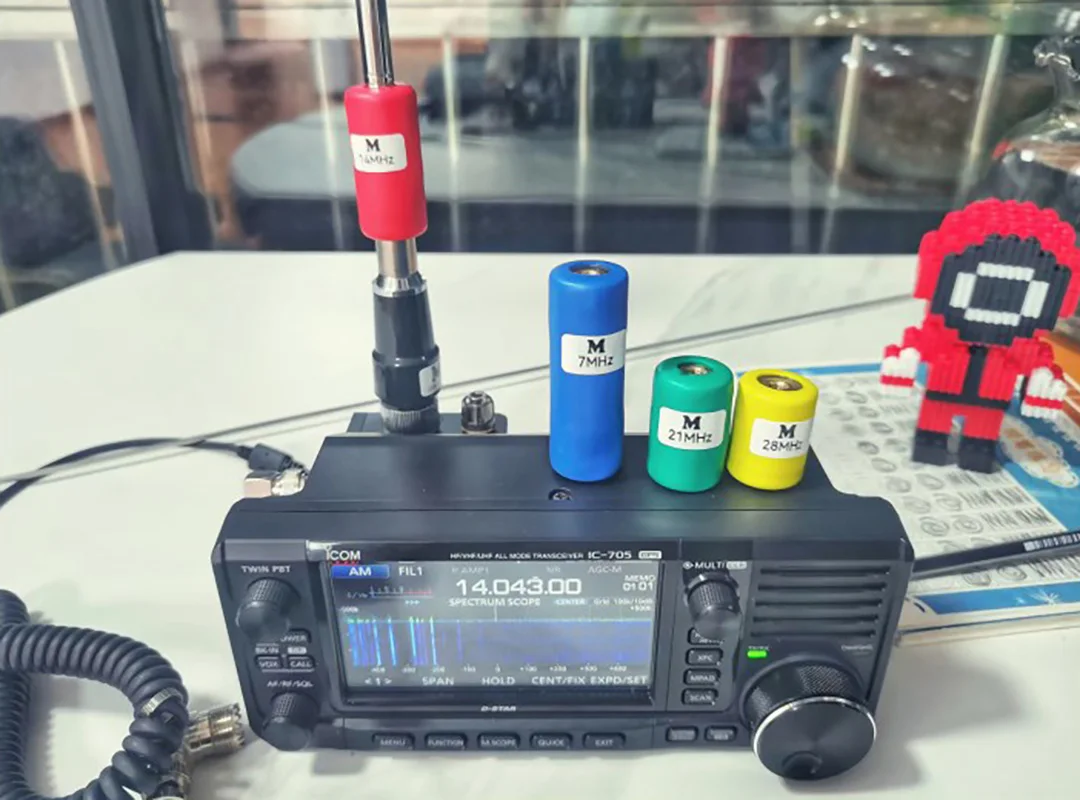 Multi Band Portable&Vehicle Mounted Shortwave Antenna 7/14/21/28MHz Car Shortened Enhanced GP Telescopic Antenna HAM SPACE MA-01