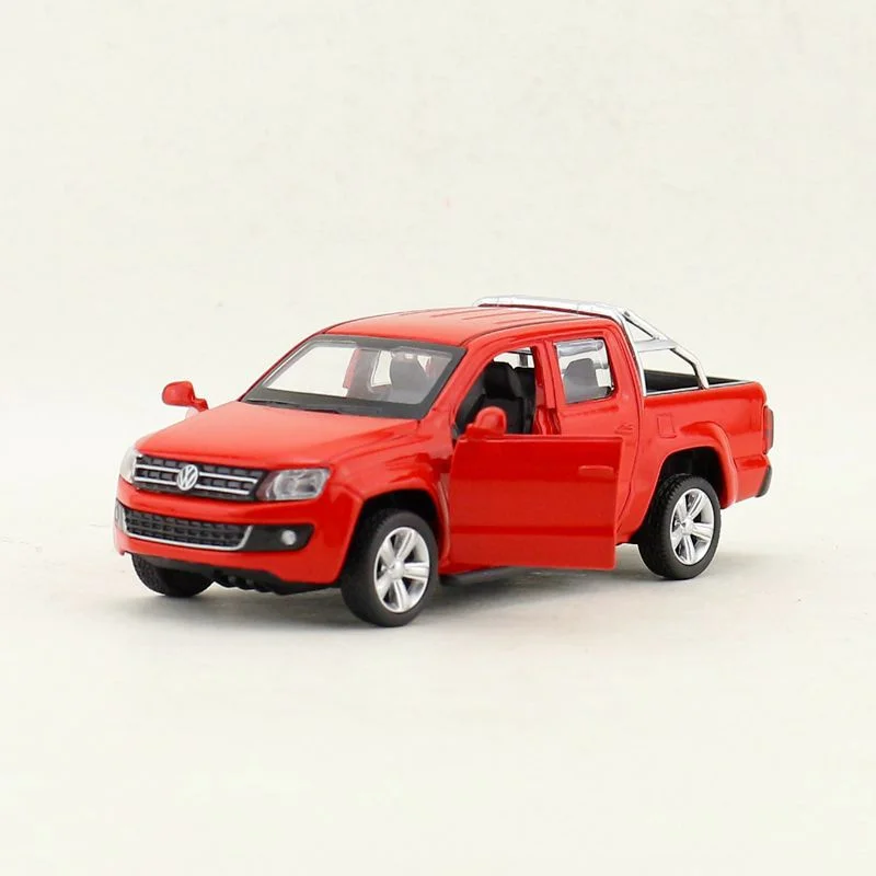 1:46 Volkswagen Amarok Alloy Pickup Car Model Diecast Metal Off-road Vehicles Car Model Miniature Scale Simulation Kids Toy Gift