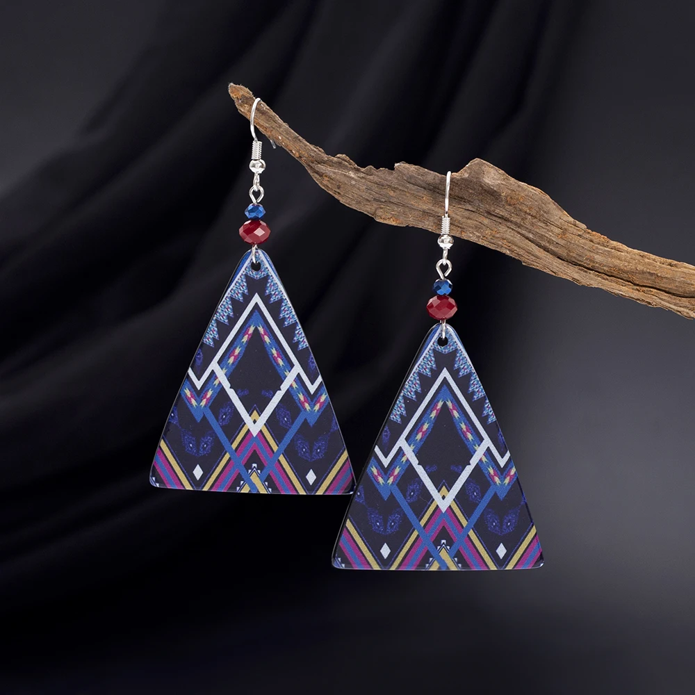 New Fashion Trend 2025 Geometric Triangle Acrylic Drop Earrings For Women Vintage Style Lightweight Accessories Girls Jewelry