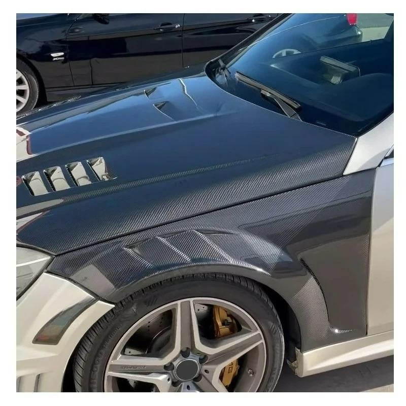 

High-Performance FORMercedes-Benz W204 C63 2012 Front Fenders Carbon Fiber