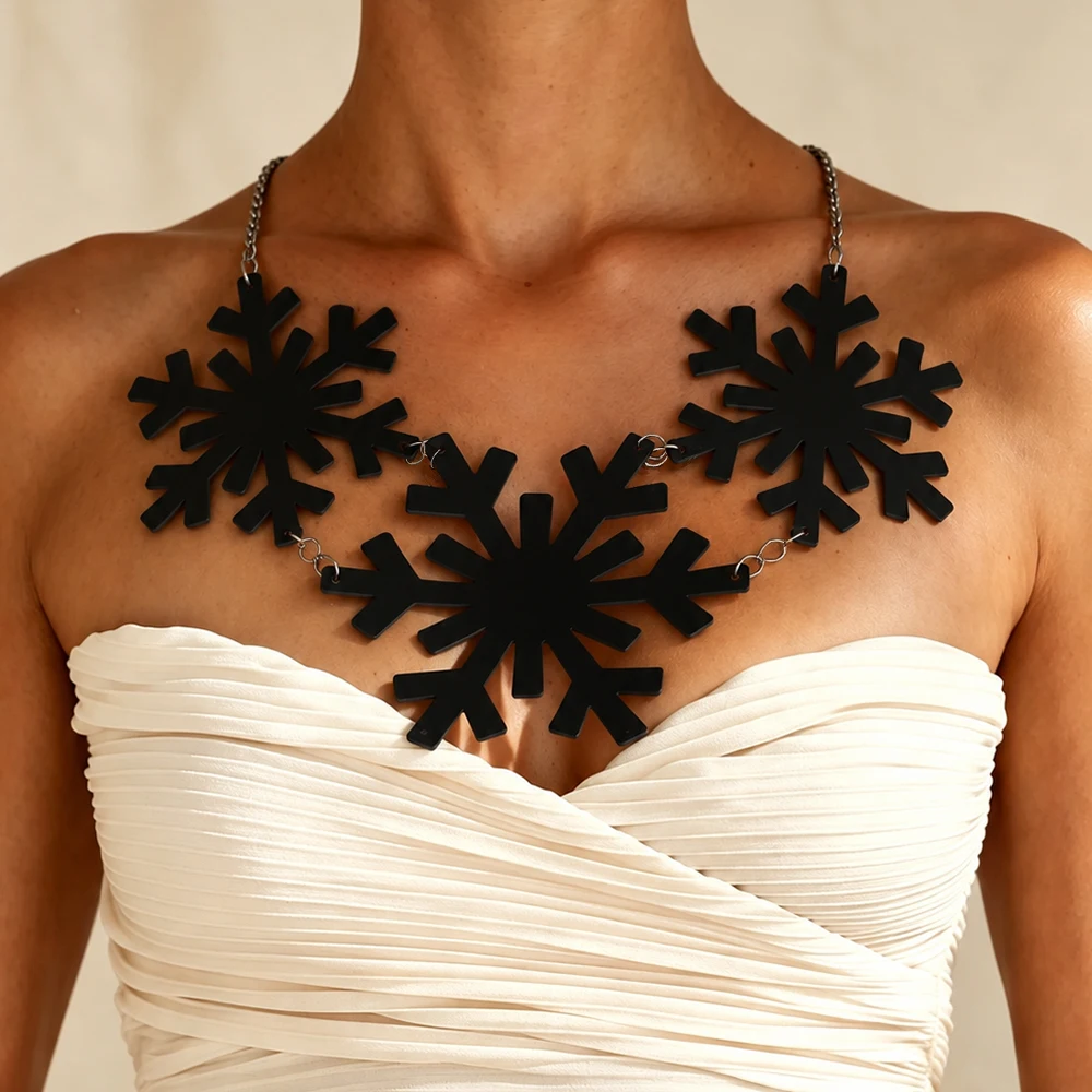 Women Jewelry Accessories For Black Dress - Collana a girocollo Mariltro in pelle