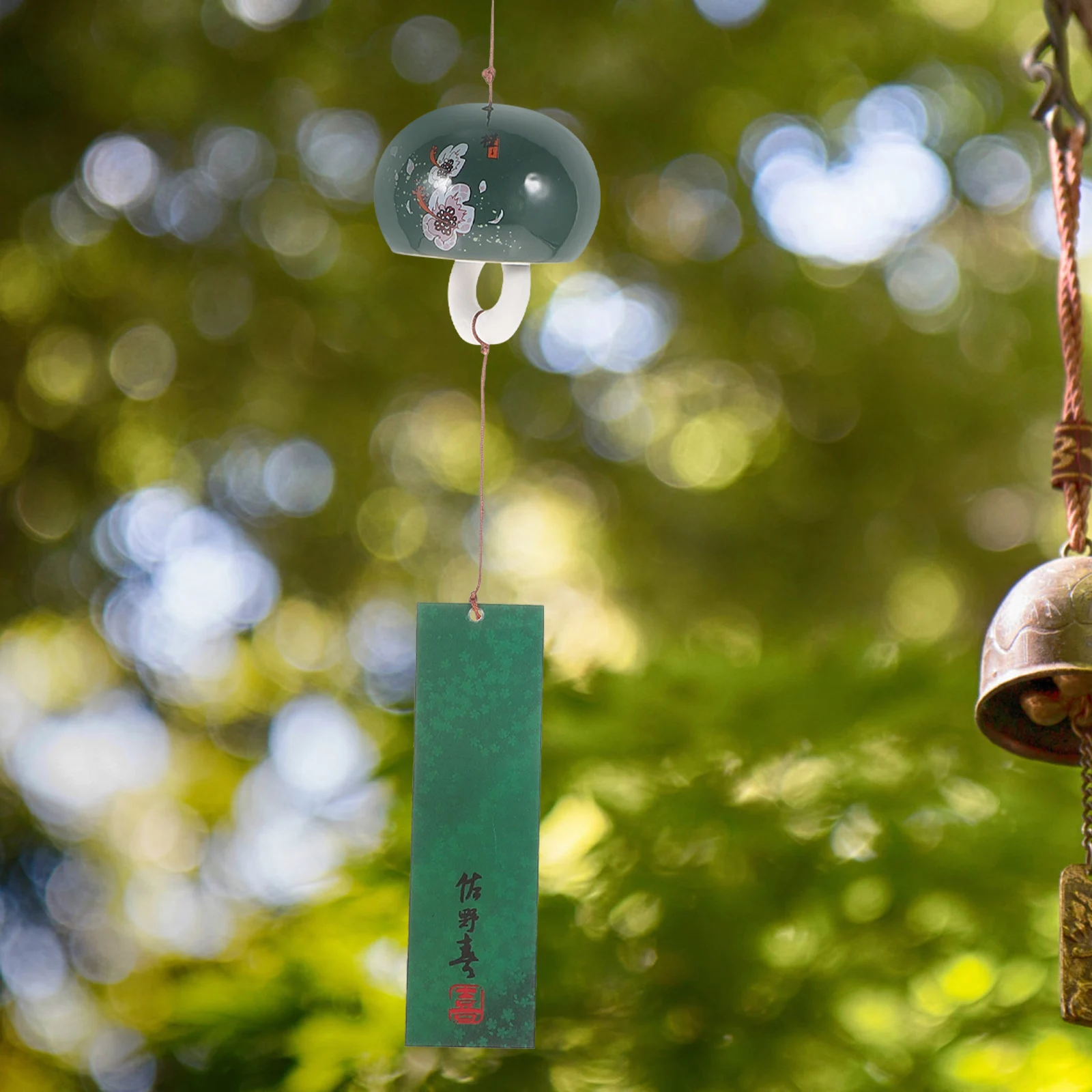 

Vintage Ceramic Wind Chime Exquisite Beautiful Melodious Sounds Yard Garden Home Decor Gift Friends Japanese-Style Wind Chime