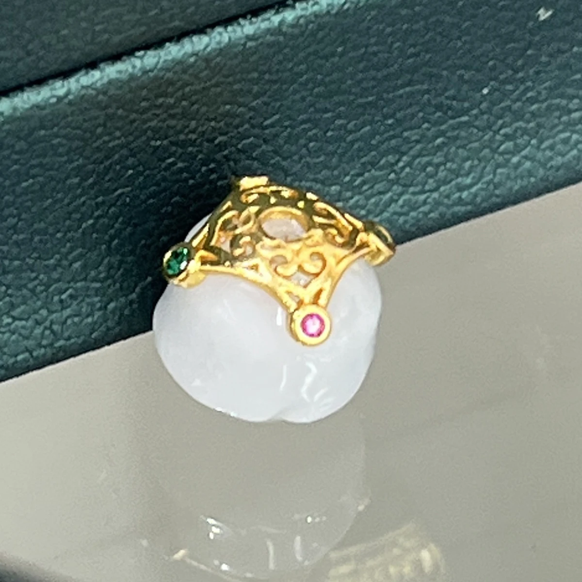 11x11 مللي متر اليشم زهرة السحر مع تخريمية ذهبية و لهجات جوهرة قسط DIY بها بنفسك مستلزمات صناعة المجوهرات لقلادة سوار القرط