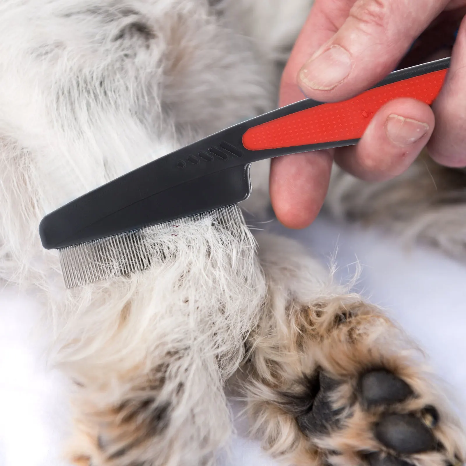 

Расческа с мелкими зубьями, прочное средство для удаления перхоти из нержавеющей стали для мужчин, женщин и домашних животных, щетка для укладки волос, расческа от перхоти