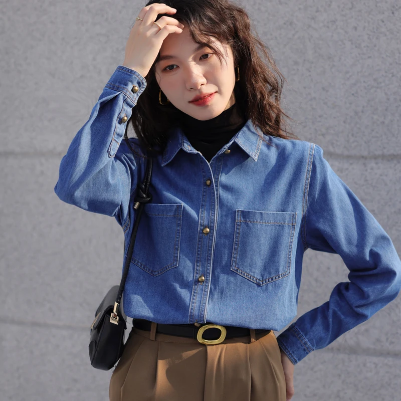 New Casual Denim Long Sleeve Shirts Women Winter Warm Velvet Thicken Tops Femme Loose Plus Size Blouse Outwear Jeans Coats