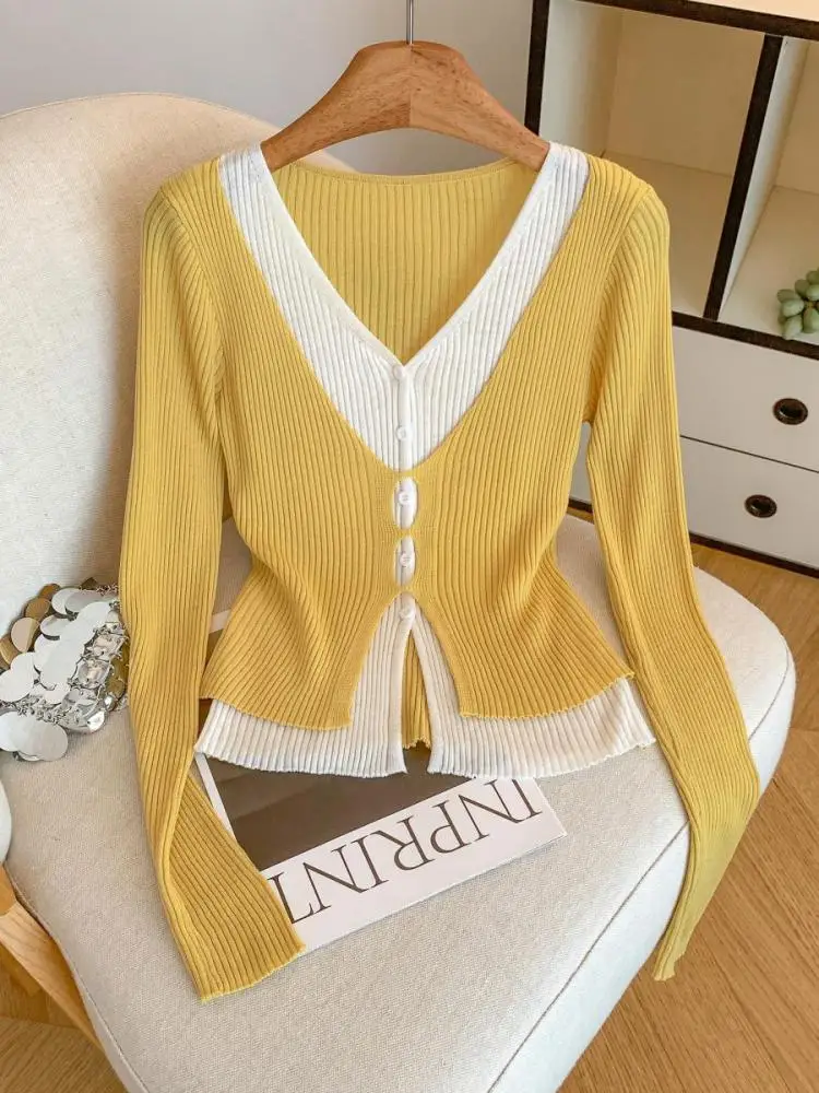 

Korean Retro Autumn Winter Yellow Patchwork Long Sleeved Holiday Sweater Women V Neck Single Breasted Slim Short Knitted Tops