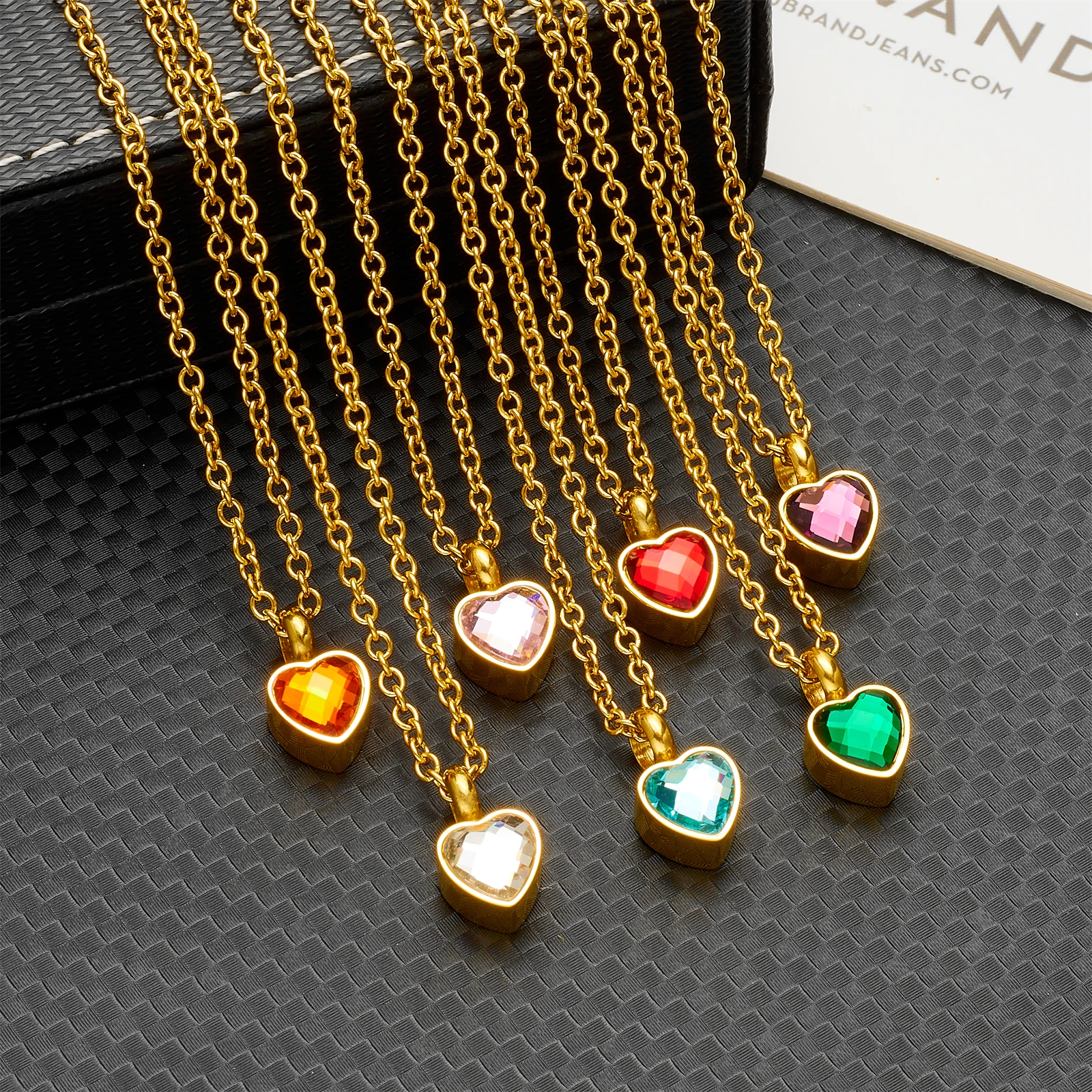 Collana per cremazione con pietre portafortuna a forma di cuore in acciaio inossidabile - Urna con ciondolo in cenere per ceneri umane, ricordo di gioielli commemorativi