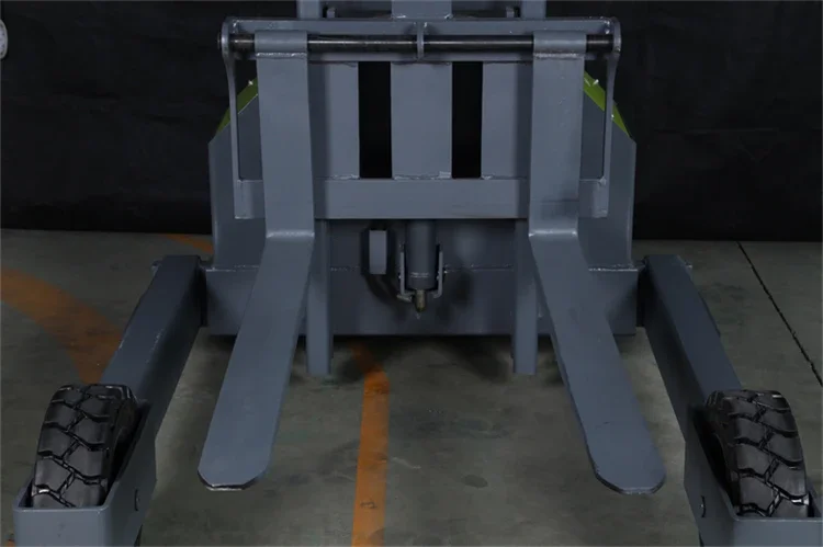 2000Kg heavy-duty off-road pallet truck | Diesel/LPG dual power, all-terrain wide tire, factory price direct supply saves 30%