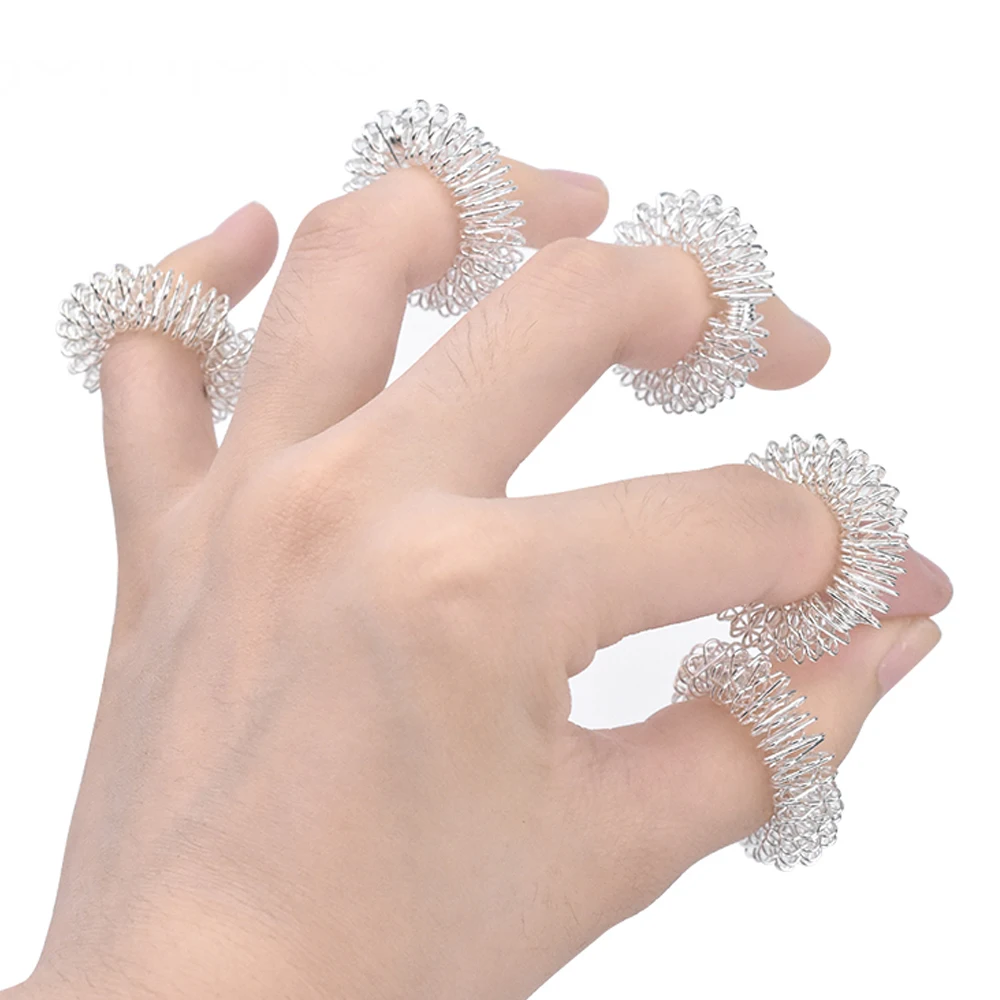 9Pcs/Set Hand Magnetic Therapy Spiky Hand Massage Ball Pressure Relief Trigger Point,Wrist Massage Rings Finger Massage Ring