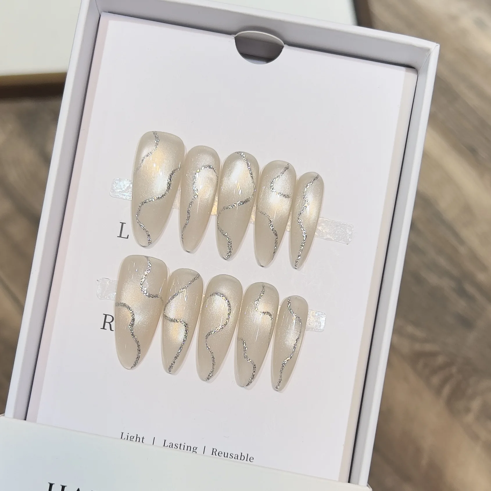 

10Pcs Almond Handmade Nude Press on Nails Gradient Rhinestone Decoration False Nails Simple Wearable Manicure Fake Nail Tips