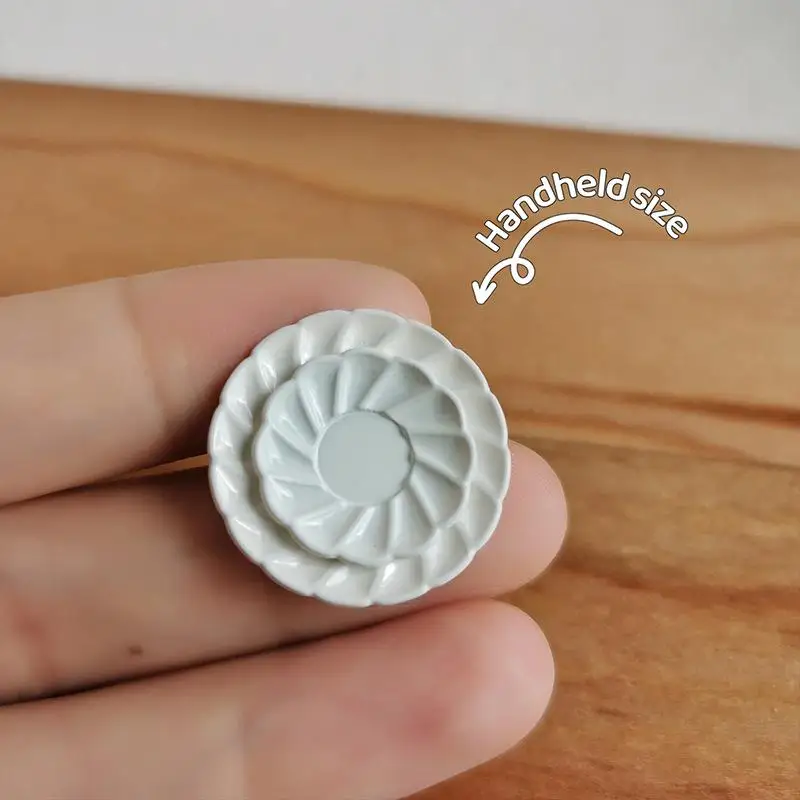 1 Zestaw Miniaturowych Naczyń dla Lalek: Nóż, Widelec, Łyżka, Talerz, Model Akcesoriów Kuchennych do Domku dla Lalek, Dekoracja, Zabawki do Udawania dla Dzieci
