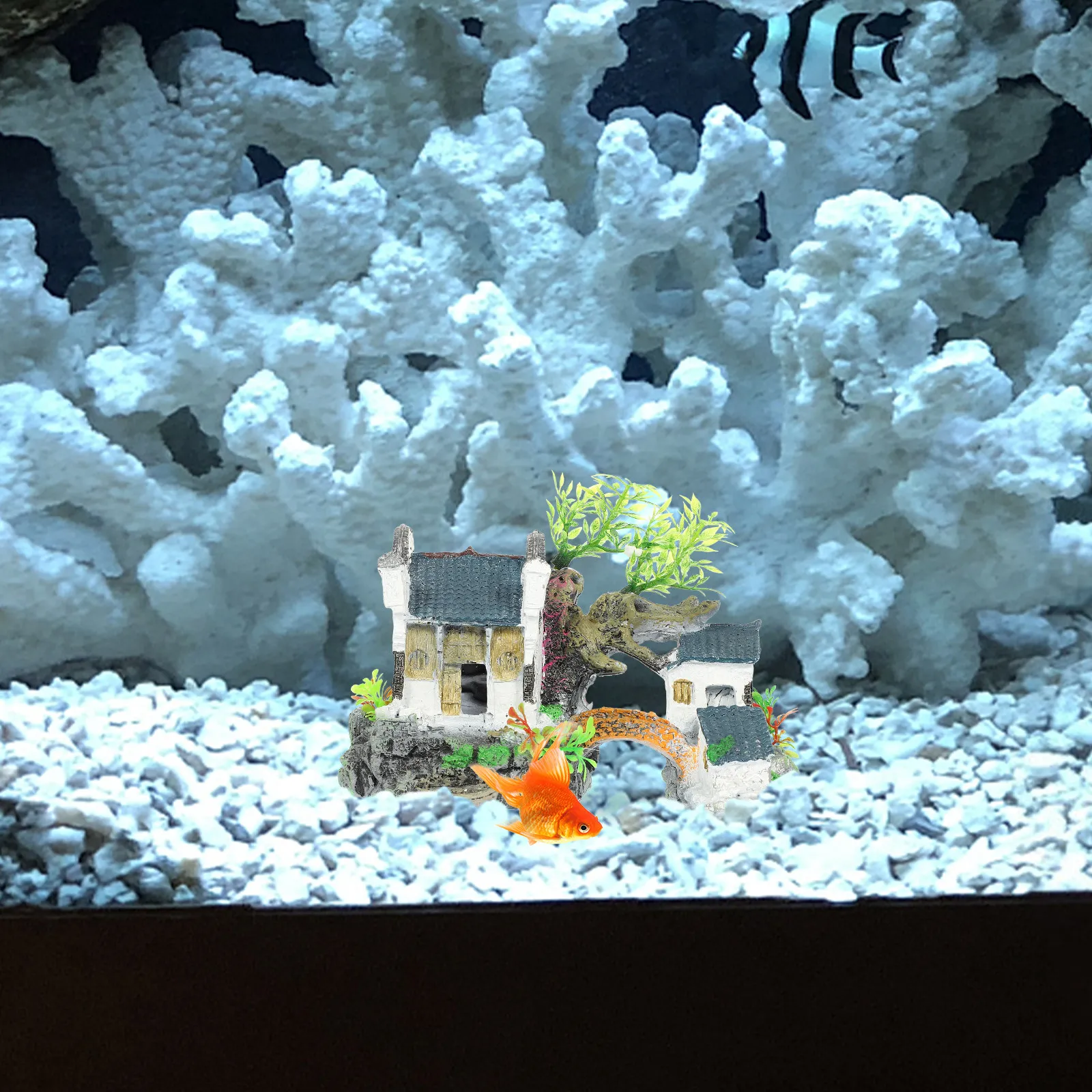 Premium Resin Artificial Cottage Ornament for Fish Tank Aquarium Decor with Safe Non-Toxic Design Compact Lightweight Underwater