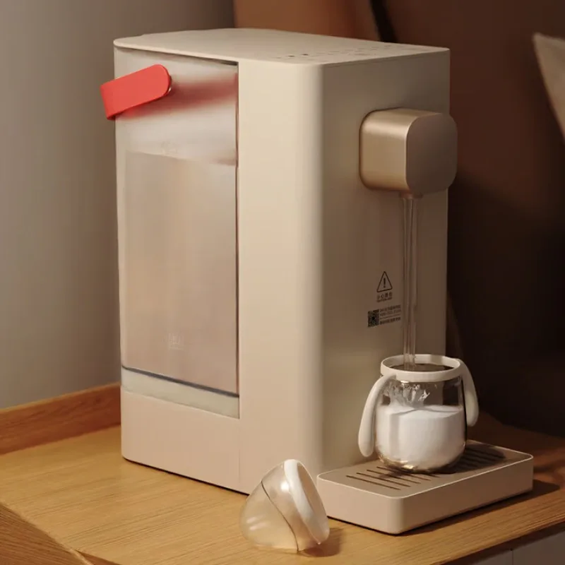 Instant hot water dispenser, household desktop/tabletop water maker, portable formula maker, small kettle.
