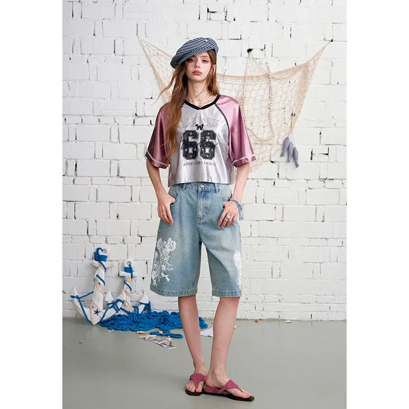ELFSACK Vintage Washed Floral Print Denim Bermuda Shorts High-Waisted Wide Leg Jean Shorts with Raw Hem