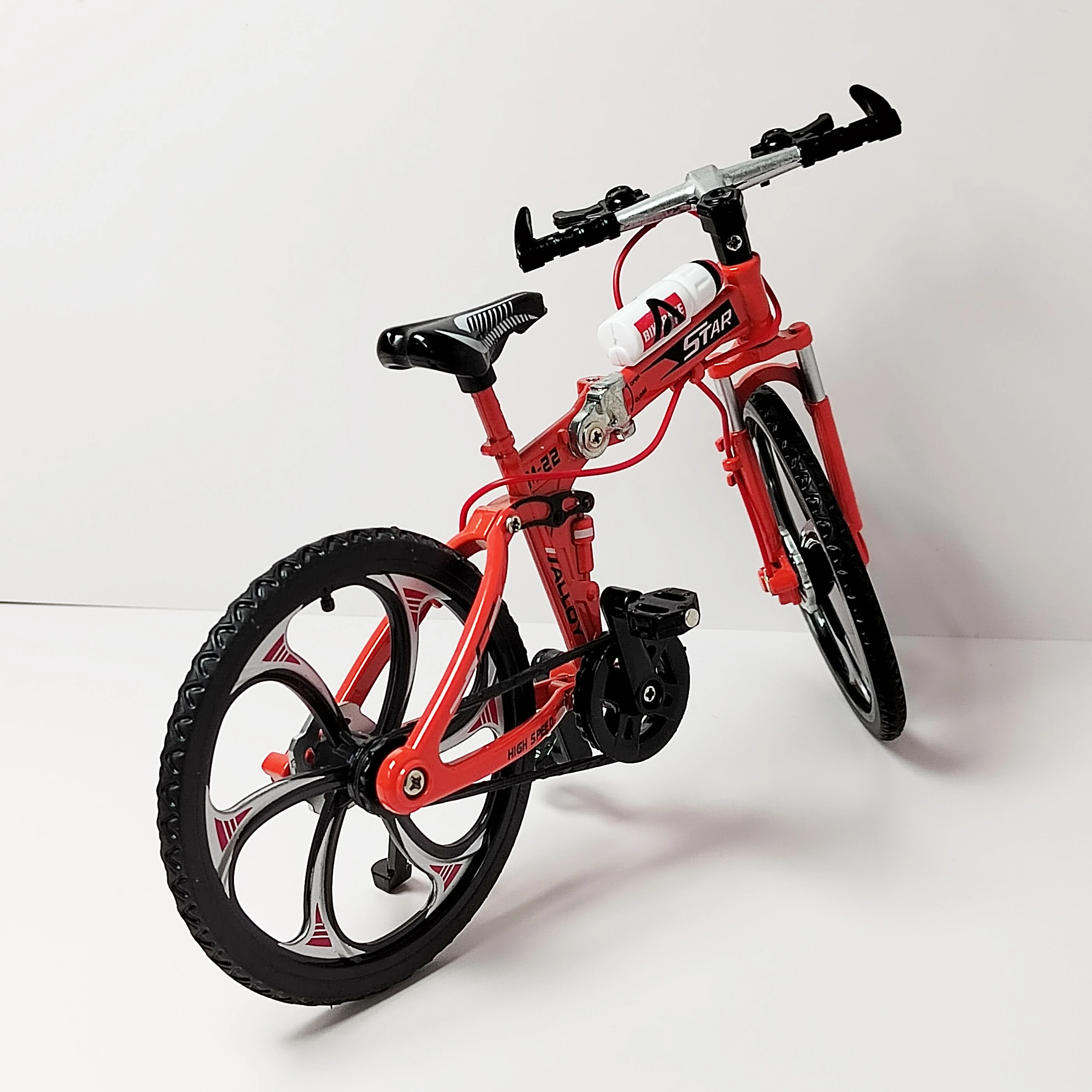 1：8 Mini Model Alloy Diecast Foldable Mountain Bicycle Simulation Metal Bike Red Bicycle Collection Gifts Toys Boys