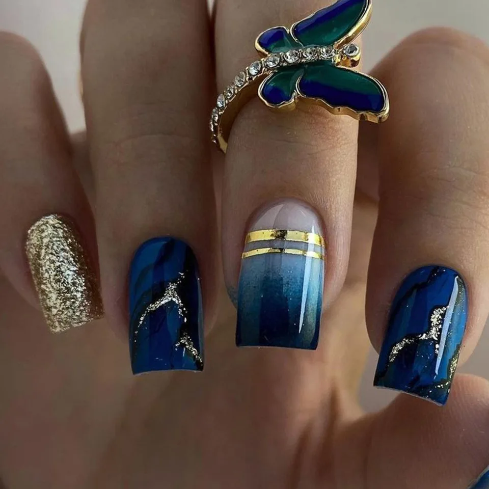 24 uñas postizas cuadradas cortas con degradado azul y línea negra, estilo francés, simples 5