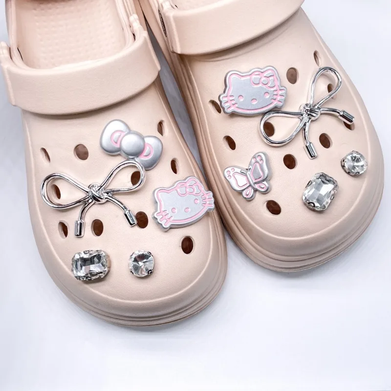 10Pcs Silvery Cartoon Anime Shoe Charms Cartoon Bowknot Summer Sandal & Clog Decorations Holiday Gift For Boys And Girls