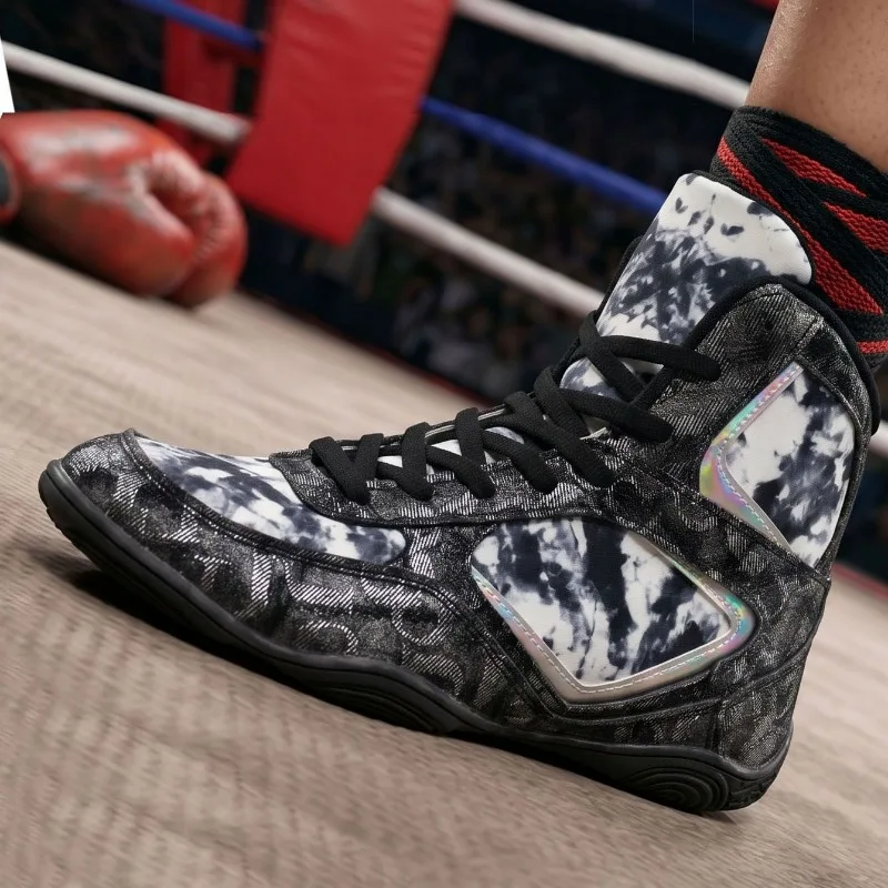 

Professional Wrestling Shoes Men Women Black Boxing Shoes Unisex Breathable Gym Training Shoe Couples Competition Sport Shoe