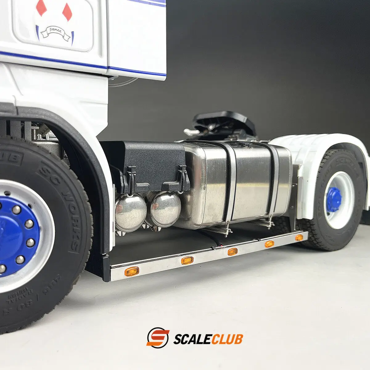 Scaleclub 1/14 Truck voor Scania zijpaneel lichtspoiler voor LESU Tamiya-model