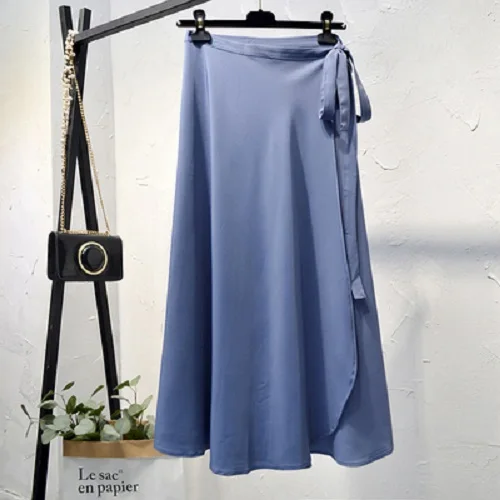 Gray blue