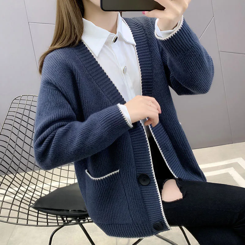 New Autumn/Winter Fashion Korean Edition Thickened Small Fragrance Loose Versatile Western Women\'s Long sleeved Knitted Cardigan