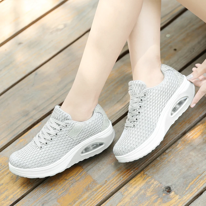 

Summer Mesh Thick Soled Round Toe Swing Shoes Breathable Casual Women's Comfortable Platform Slanted Heel Outdoor Sports Shoes